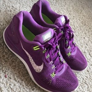 Women’s Nike lunar glides